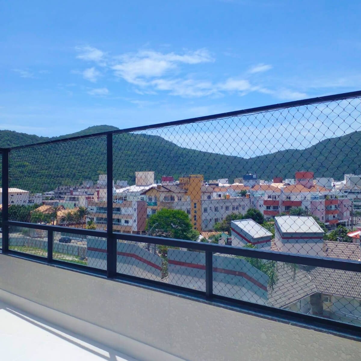 Sacada protegida com rede